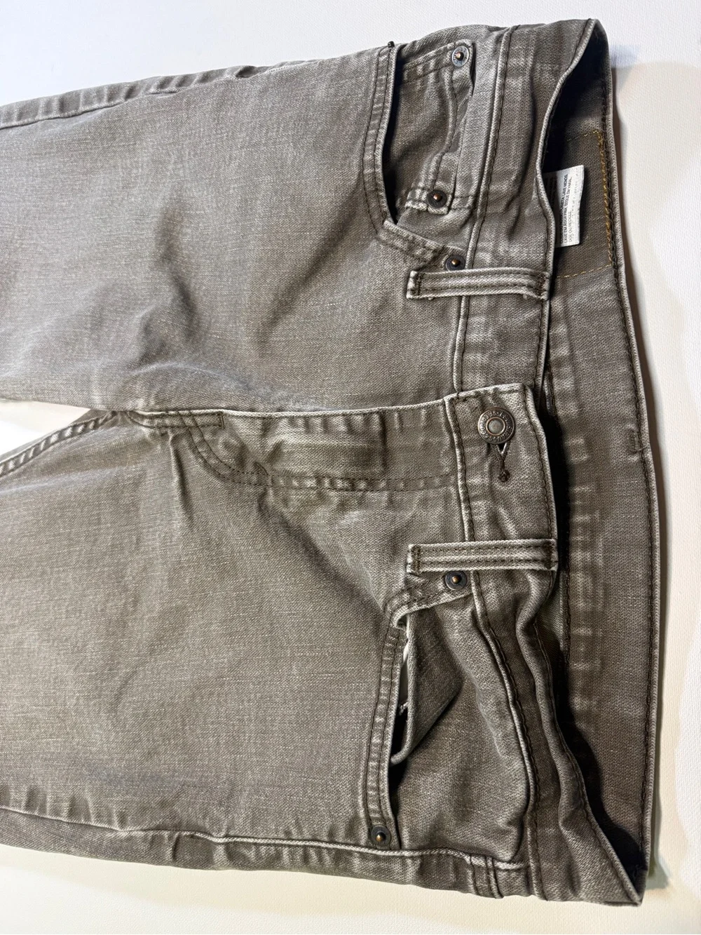 Levi's Light Grey‎ Denim Jeans with Contrast Stitching
